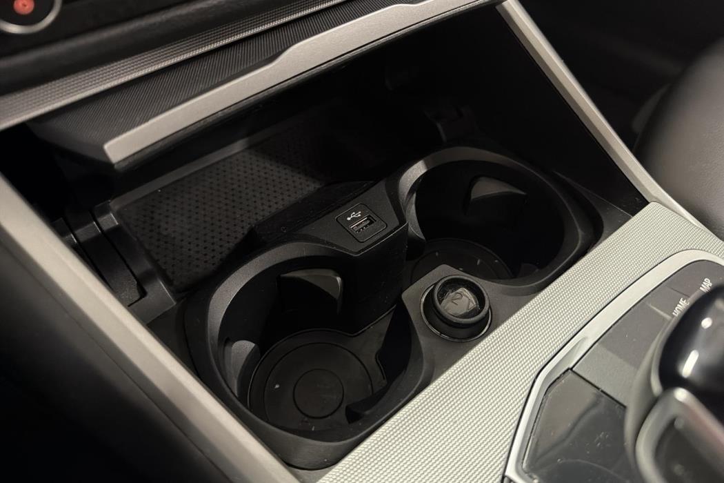 BMW 3-sarja 2022