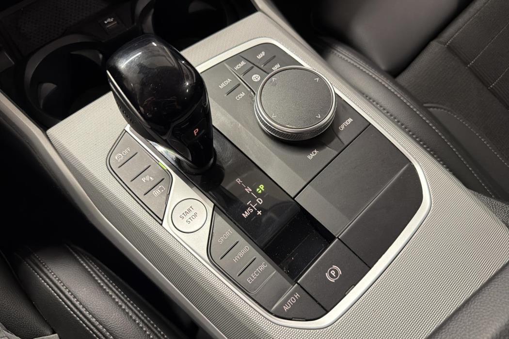 BMW 3-sarja 2022