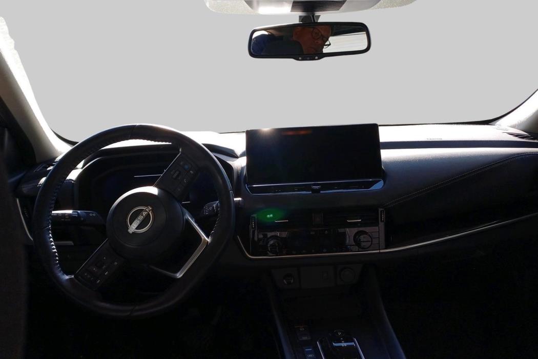 NISSAN Qashqai 2023