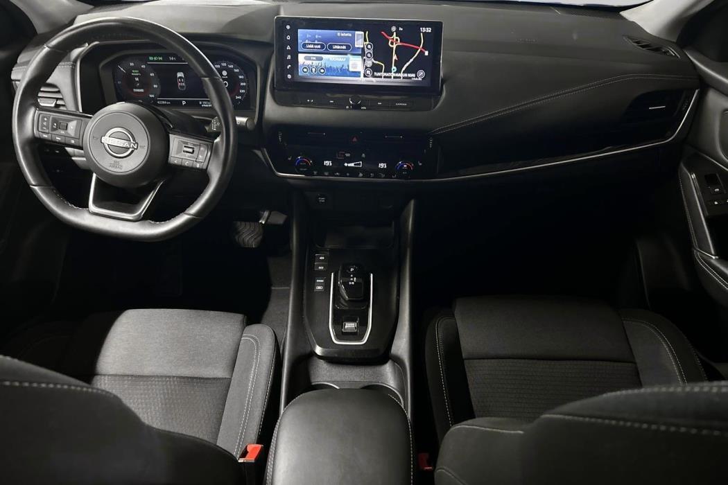 NISSAN Qashqai 2023