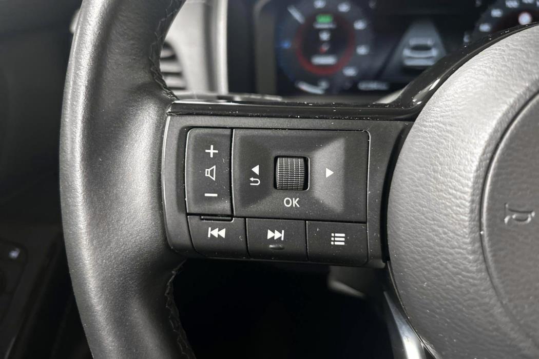 NISSAN Qashqai 2023
