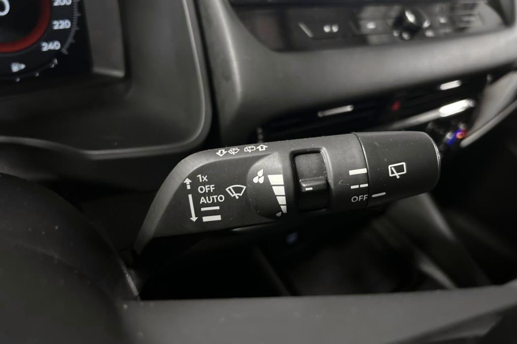 NISSAN Qashqai 2023