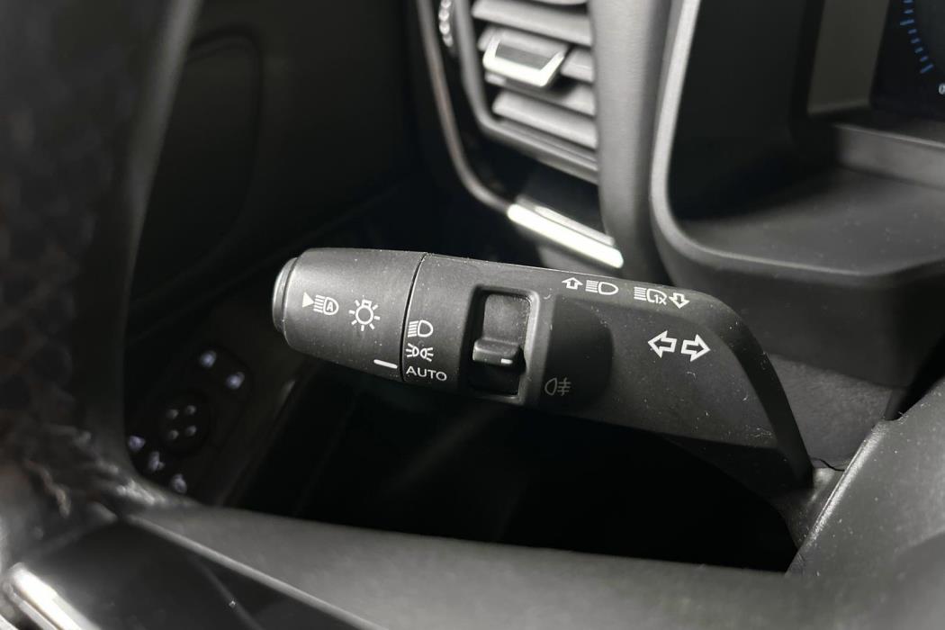 NISSAN Qashqai 2023