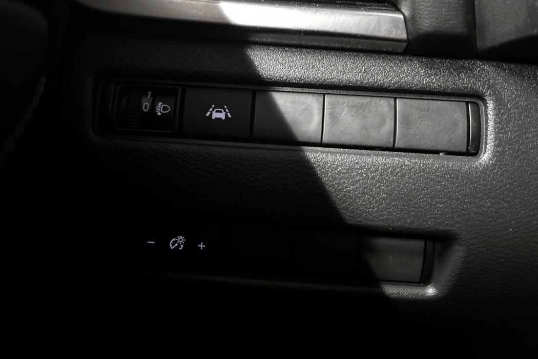 NISSAN Qashqai 2023
