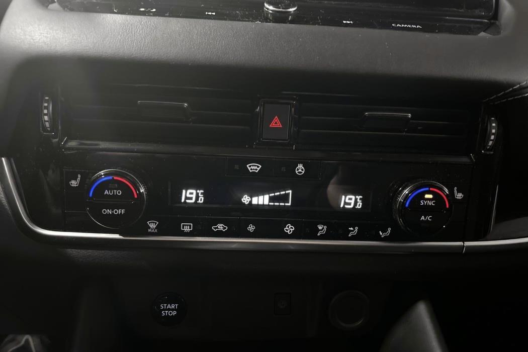 NISSAN Qashqai 2023