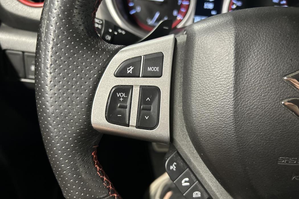 SUZUKI Vitara 2015