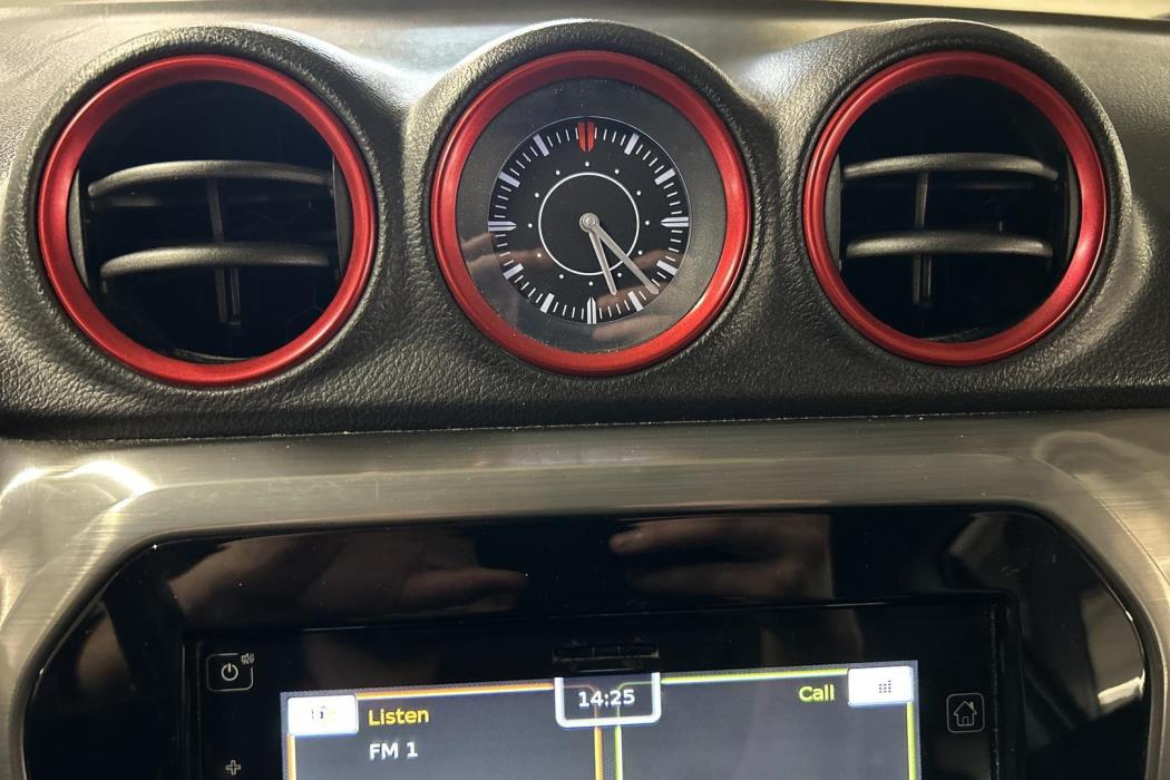 SUZUKI Vitara 2015