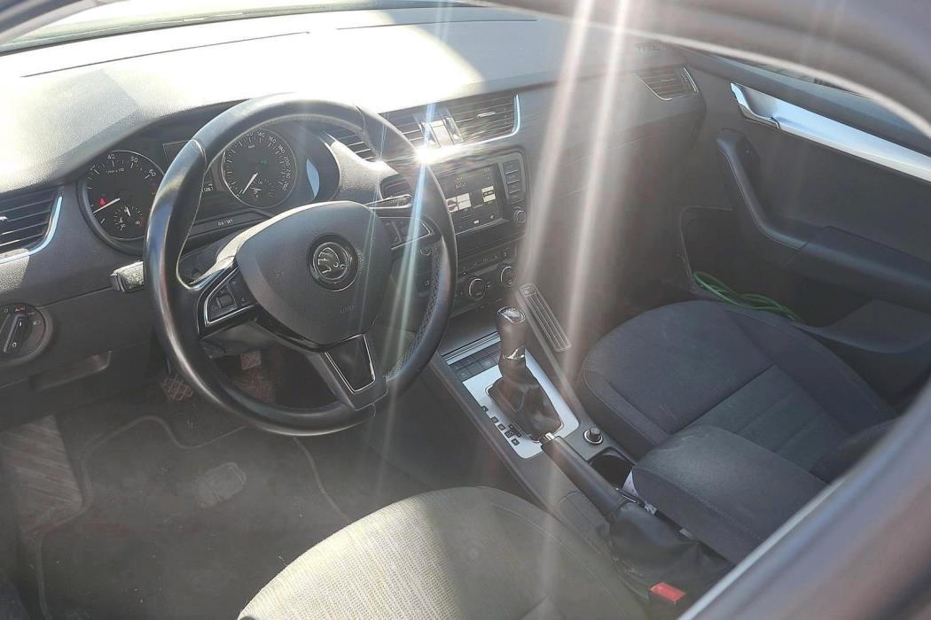 SKODA Octavia 2016