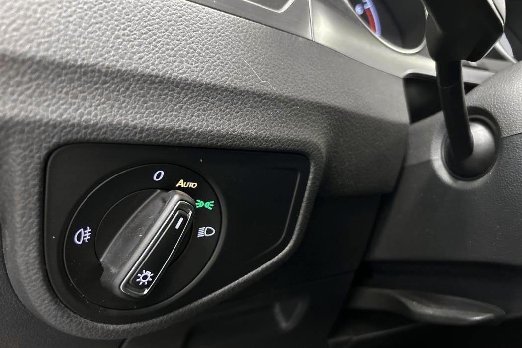 VOLKSWAGEN Golf Sportsvan 2018