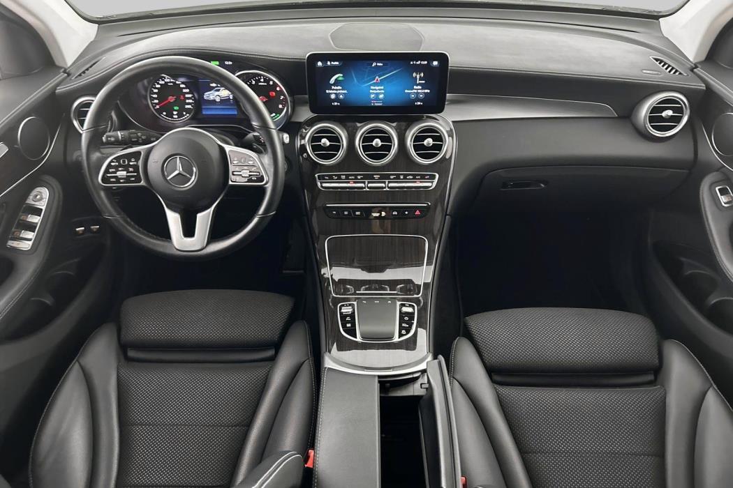 MERCEDES-BENZ GLC 2022