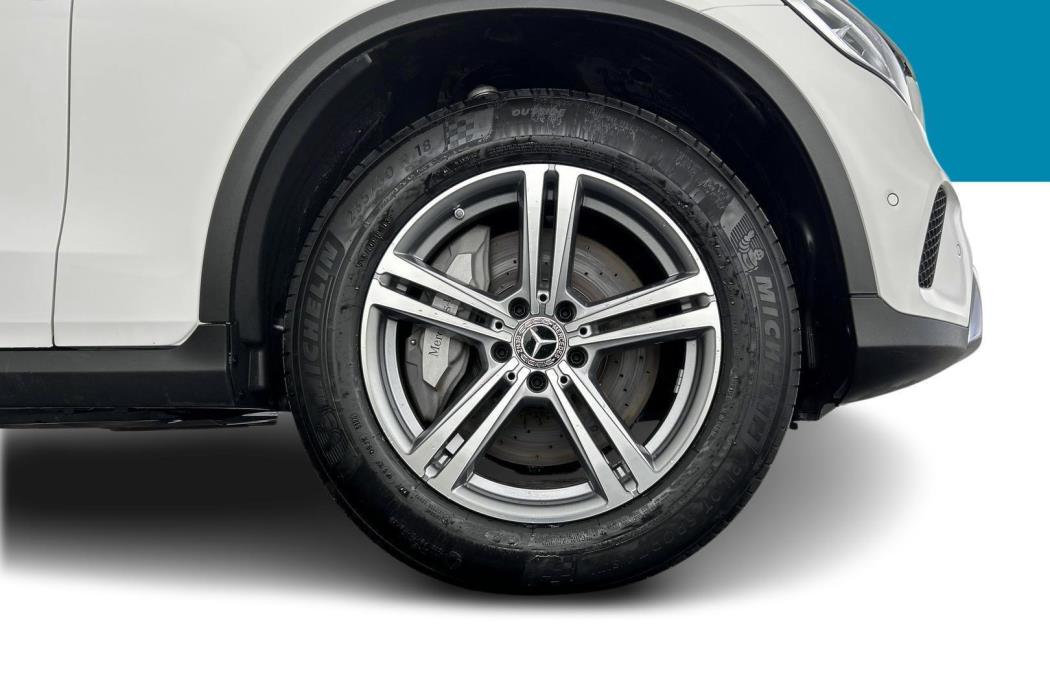 MERCEDES-BENZ GLC 2022