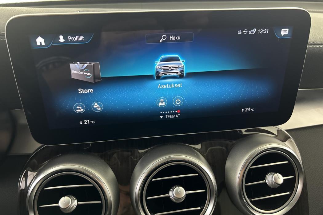 MERCEDES-BENZ GLC 2022