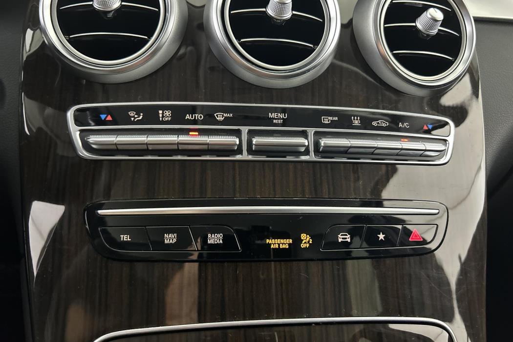 MERCEDES-BENZ GLC 2022