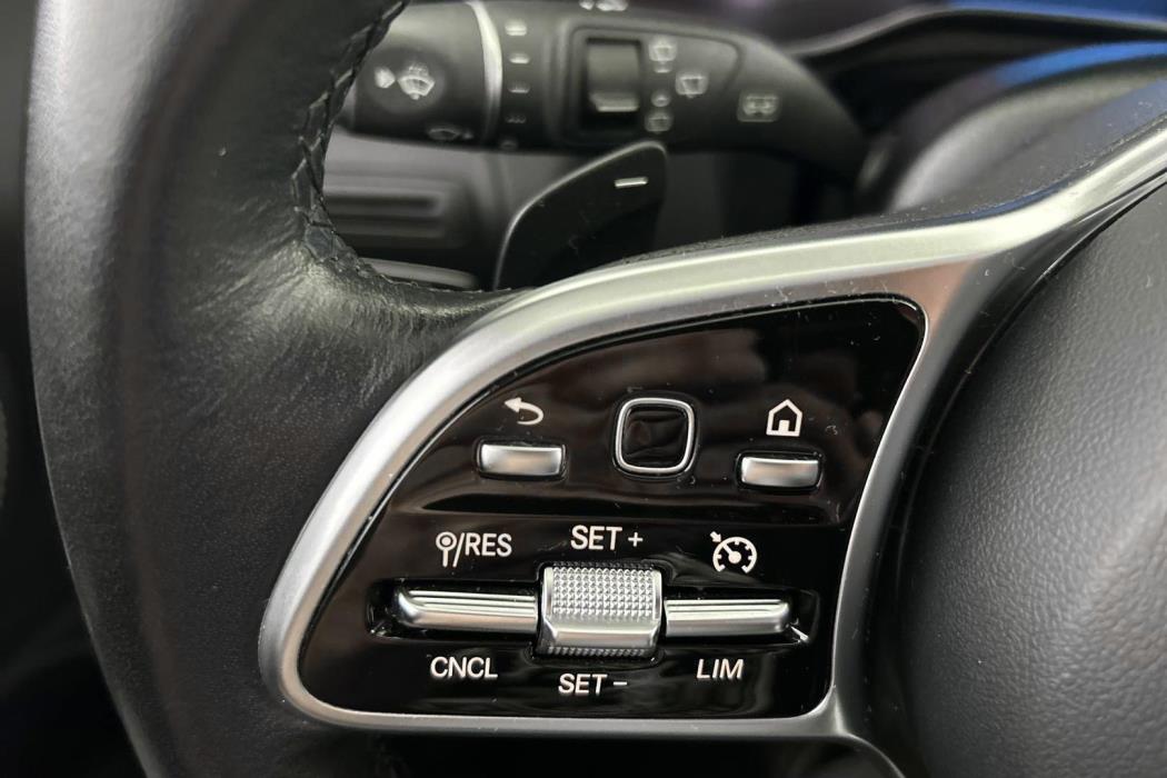 MERCEDES-BENZ GLC 2022