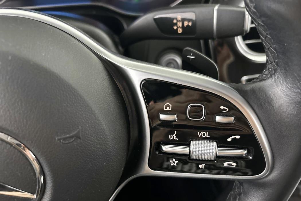 MERCEDES-BENZ GLC 2022