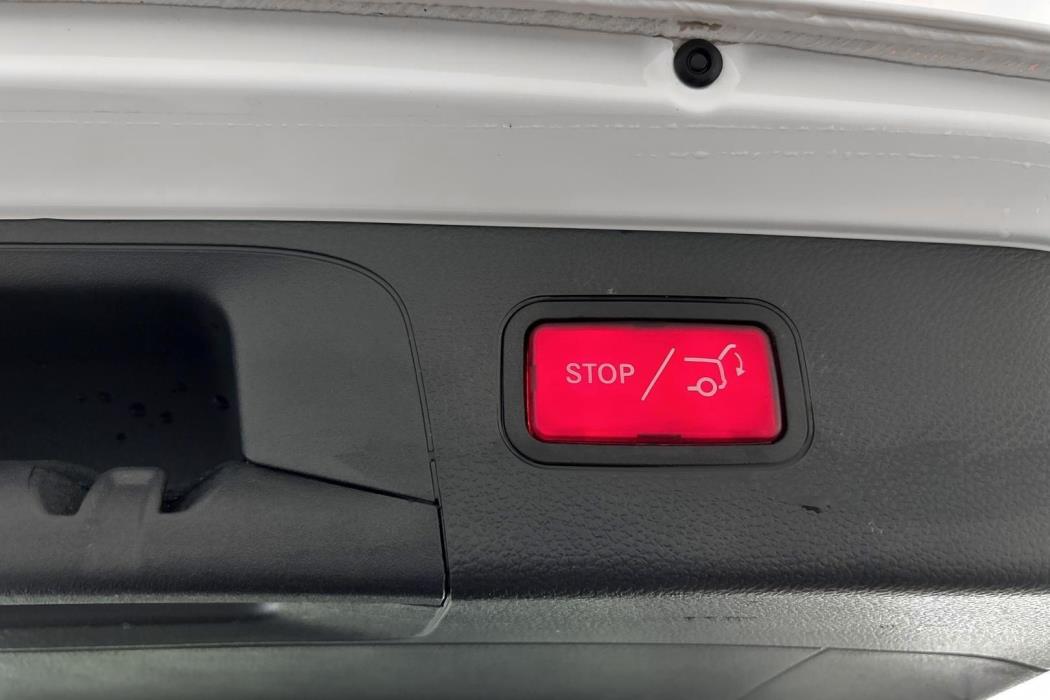 MERCEDES-BENZ GLC 2022