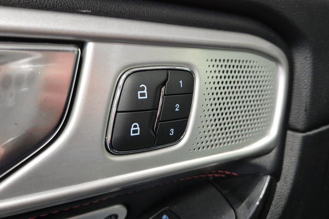 FORD EXPLORER 2021
