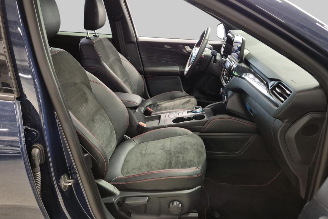 FORD KUGA 2023