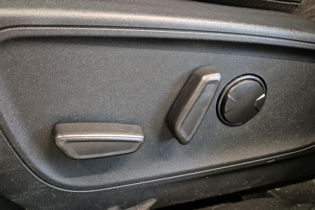 FORD KUGA 2023