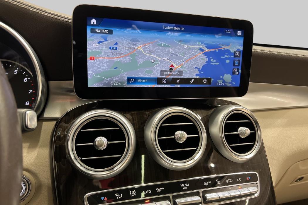 MERCEDES-BENZ GLC 2022