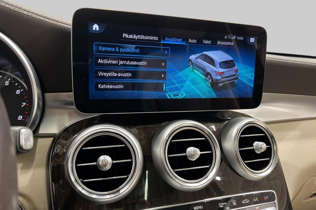 MERCEDES-BENZ GLC 2022