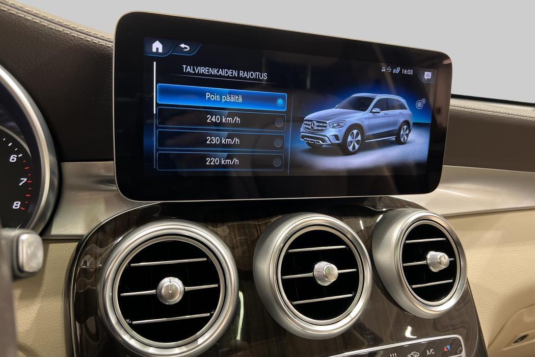 MERCEDES-BENZ GLC 2022