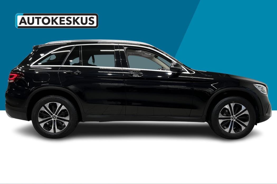 MERCEDES-BENZ GLC 2022