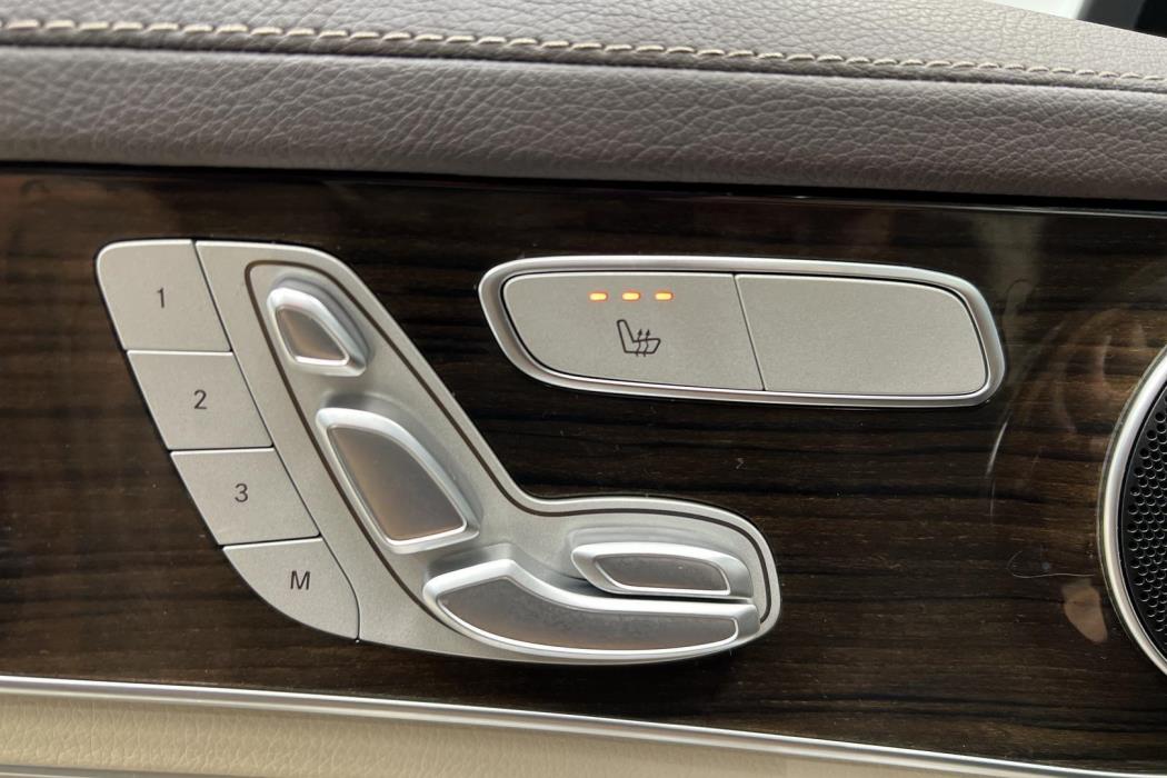 MERCEDES-BENZ GLC 2022