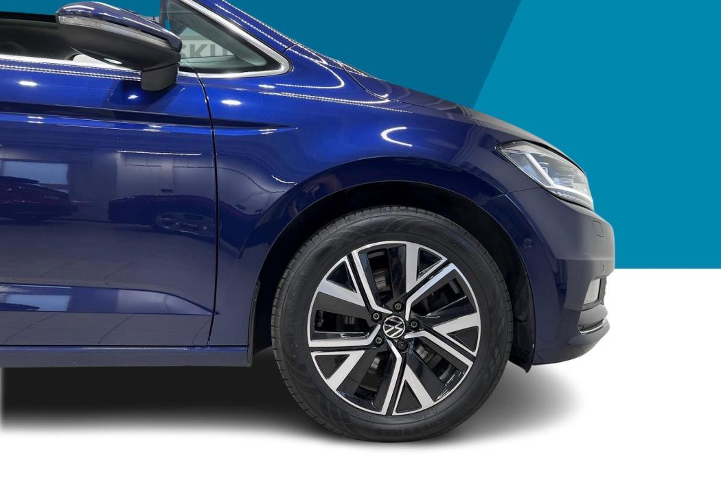 VOLKSWAGEN Touran 2022