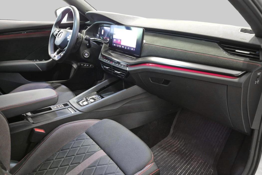 SKODA Octavia 2024