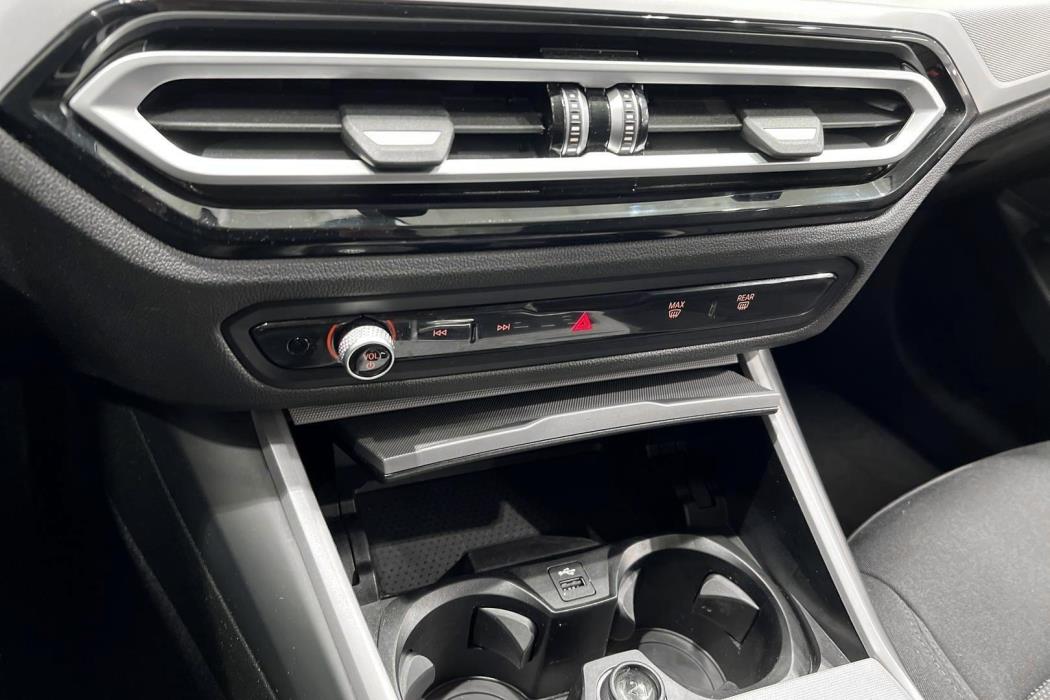 BMW 3-SARJA 2023