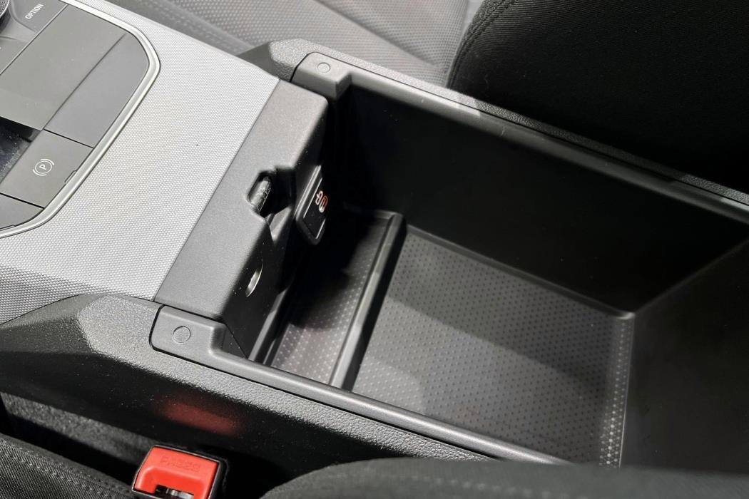 BMW 3-SARJA 2023