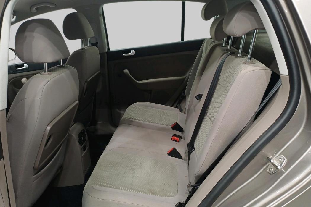 VOLKSWAGEN Golf Plus 2010