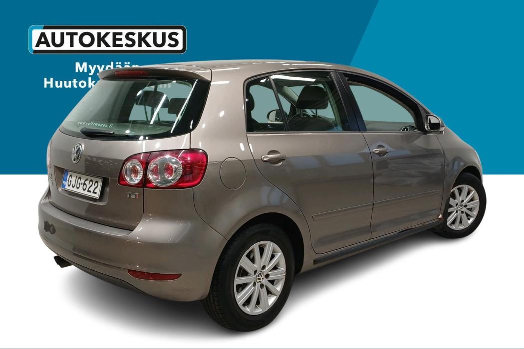 VOLKSWAGEN Golf Plus 2010