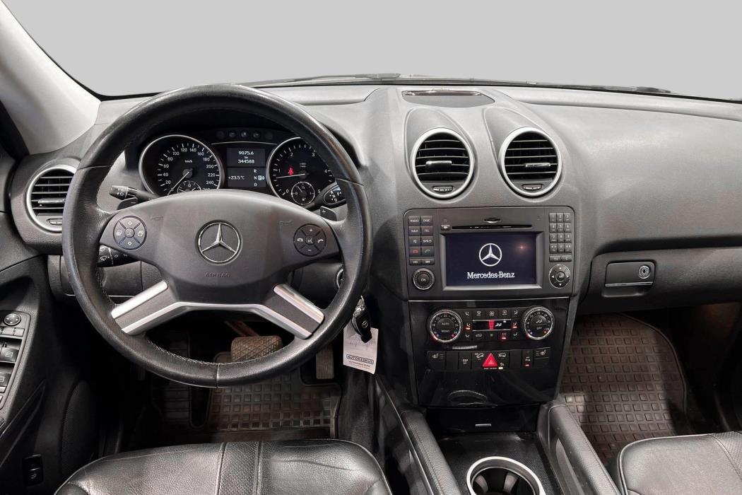 MERCEDES-BENZ ML 2009