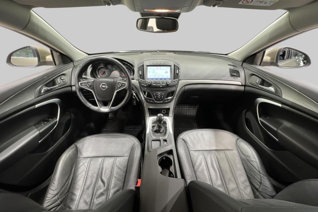 OPEL Insignia 2015