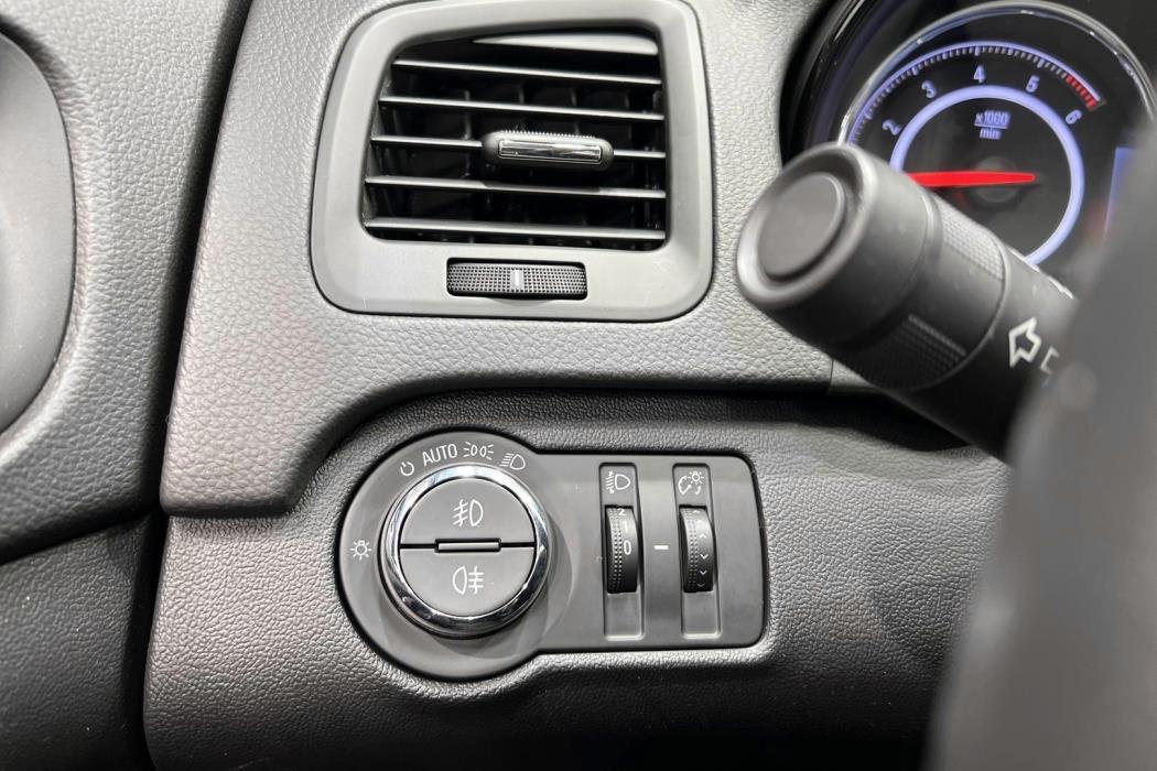 OPEL Insignia 2015