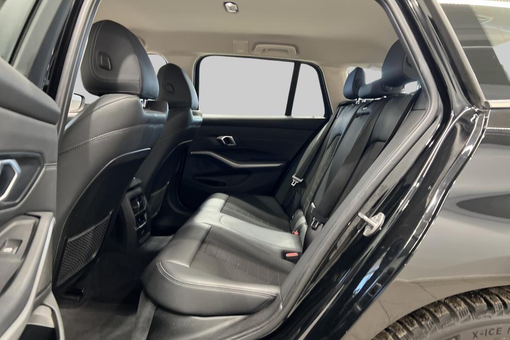 BMW 3-SARJA 2021