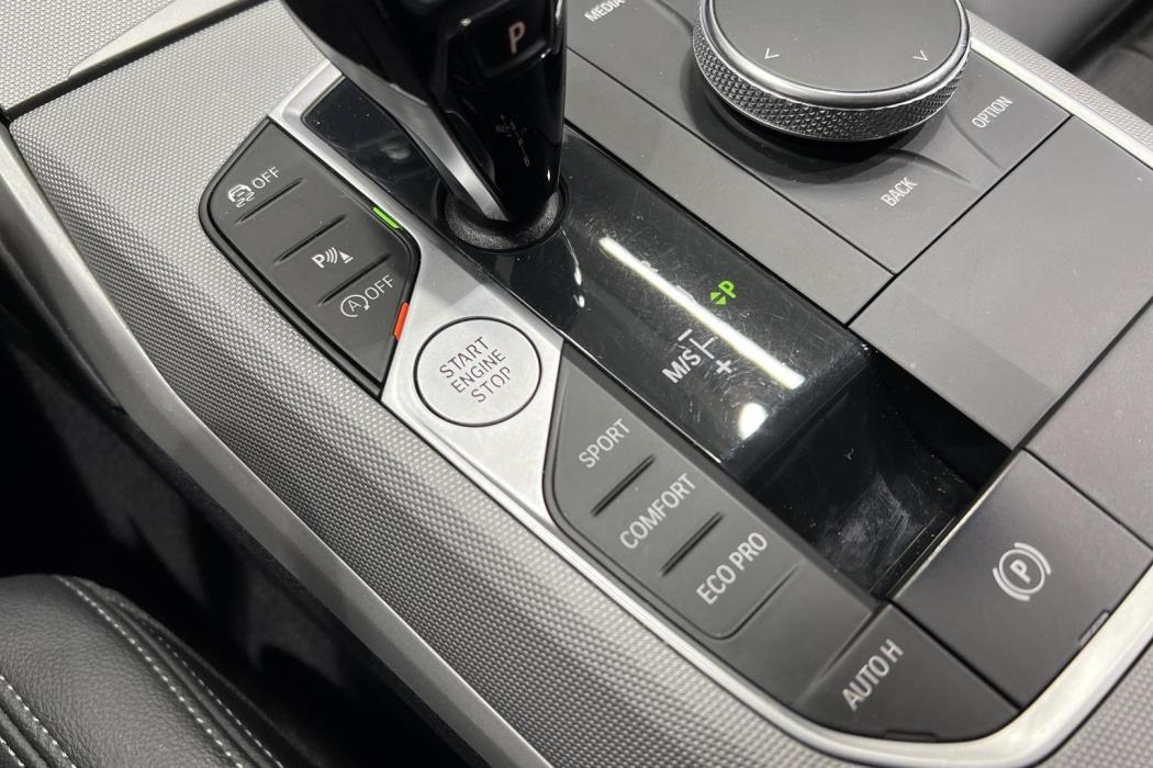 BMW 3-SARJA 2021