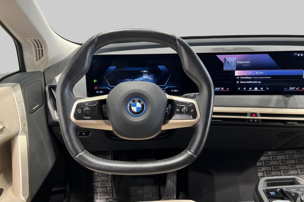 BMW IX 2023