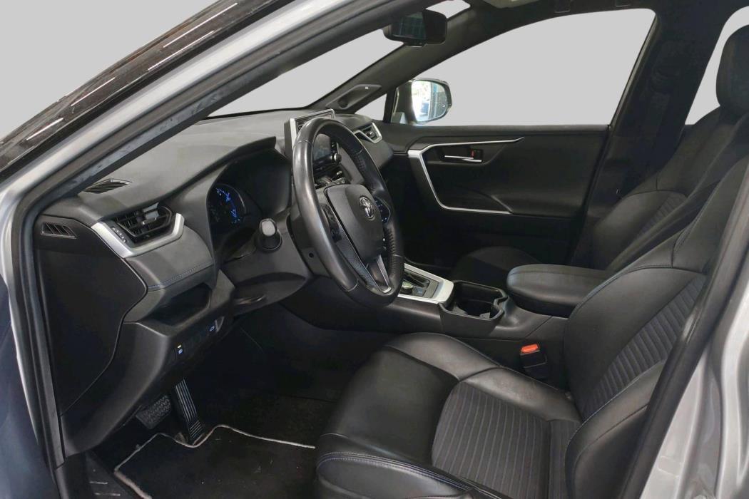 TOYOTA RAV4 2020
