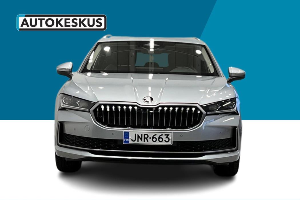 SKODA Superb 2025