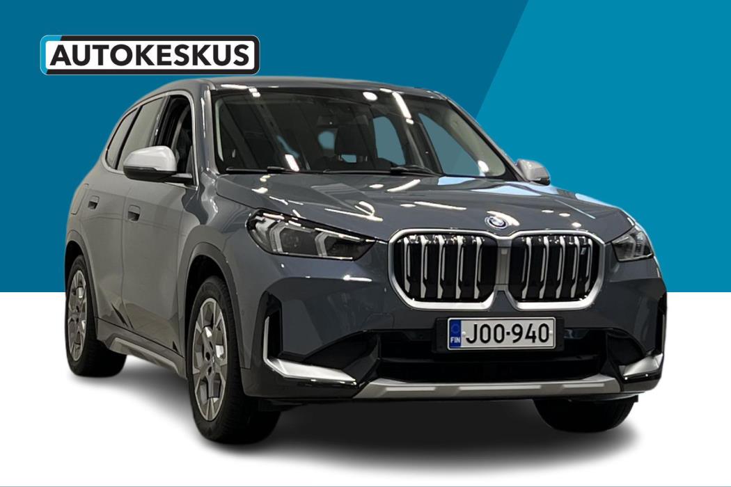 BMW iX1 2024