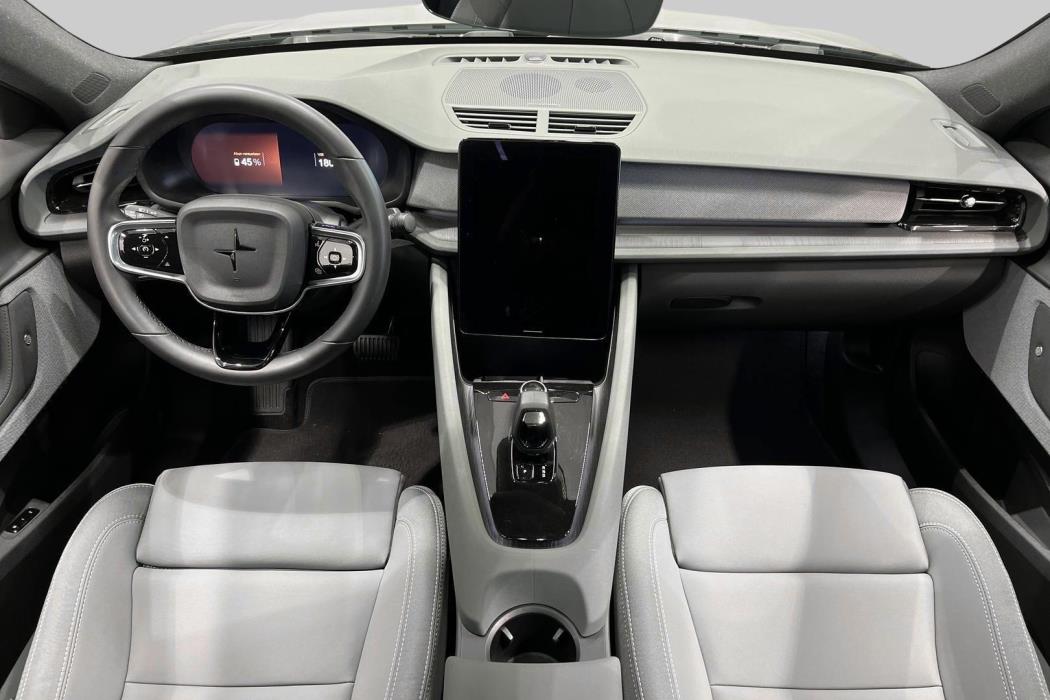POLESTAR 2 2023