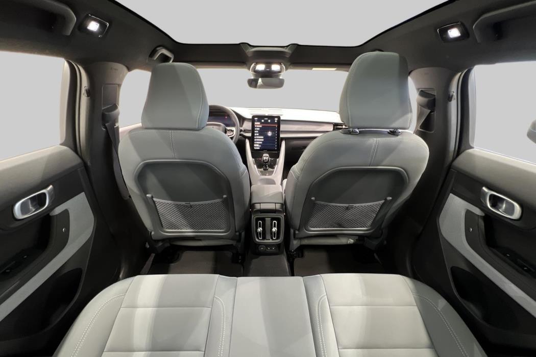 POLESTAR 2 2023