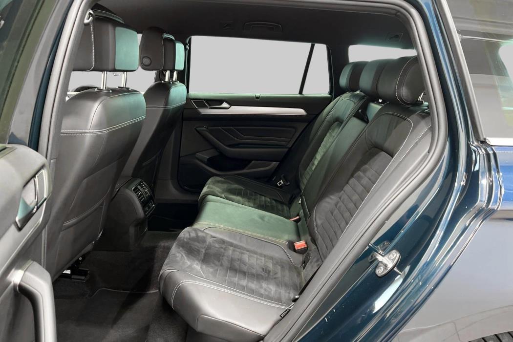 VOLKSWAGEN PASSAT 2020