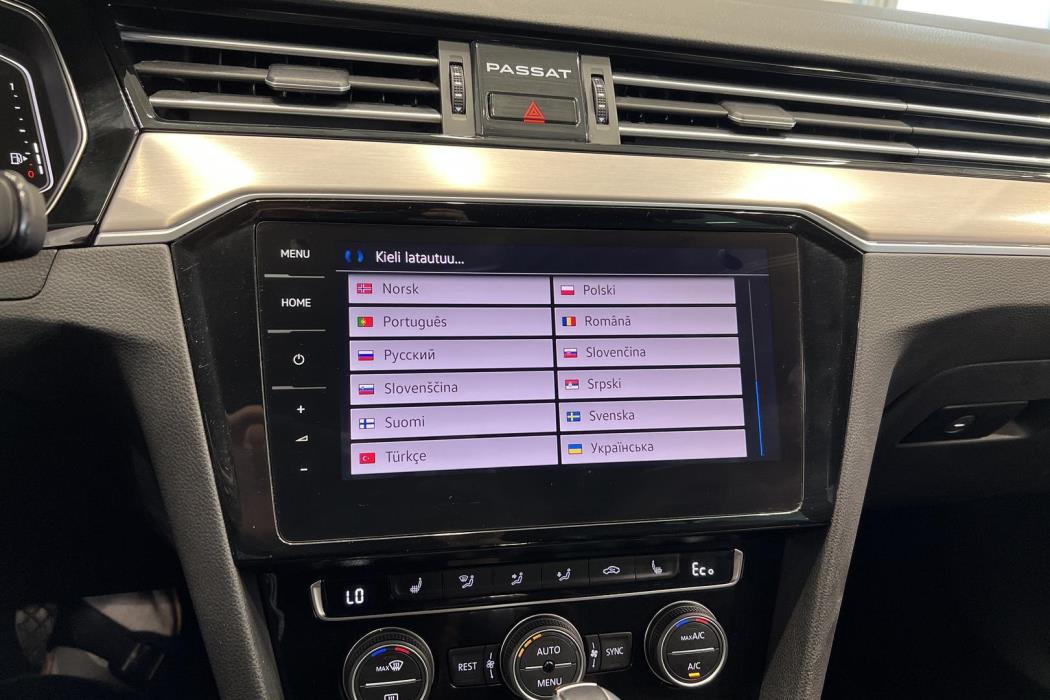 VOLKSWAGEN PASSAT 2020