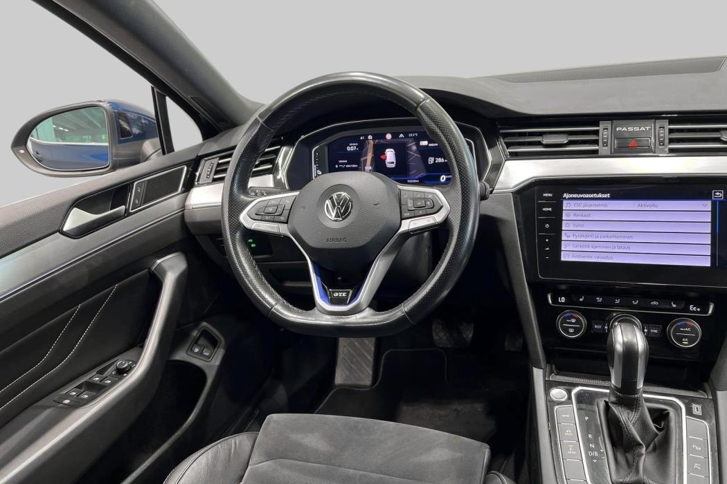 VOLKSWAGEN PASSAT 2020