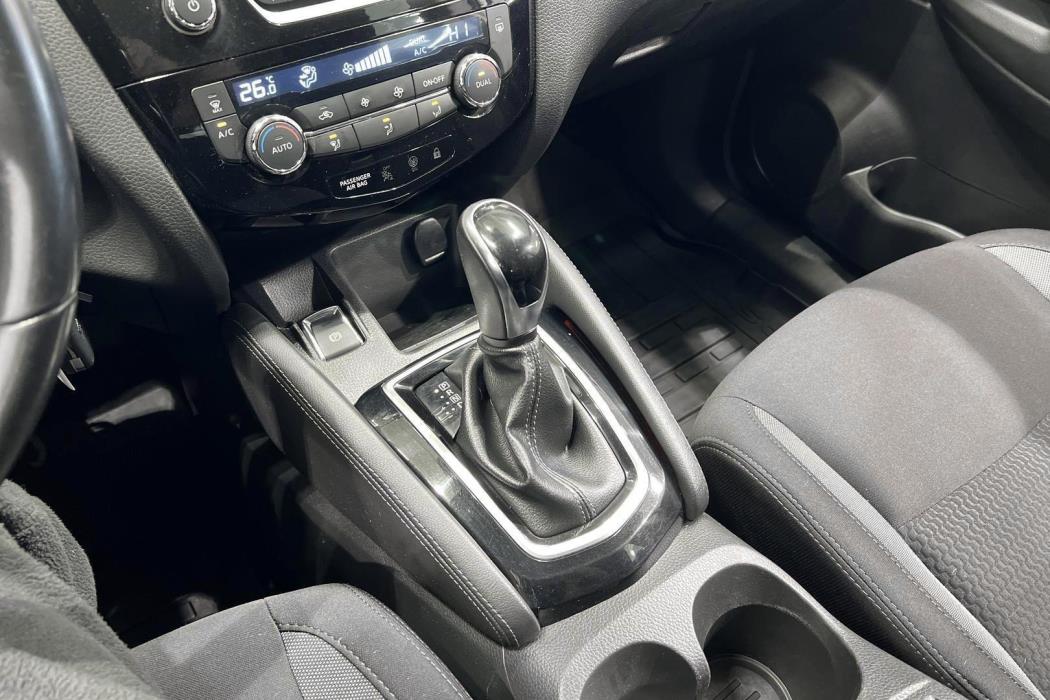 NISSAN Qashqai 2018