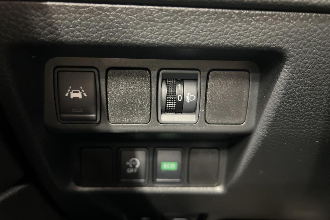 NISSAN Qashqai 2018